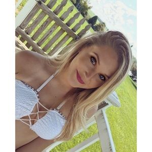 Meet your Posher, Mackenzie